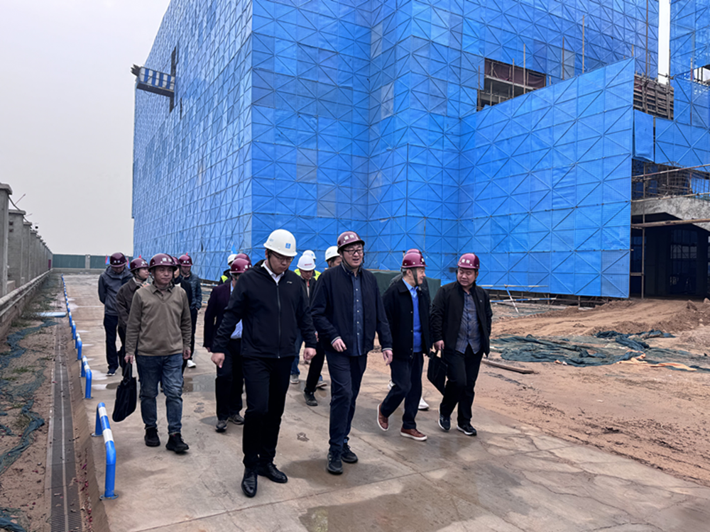 鄭州市建設(shè)投資集團有限公司黨委委員、紀委書記張煉帶隊調(diào)研六十七高項目建設(shè)